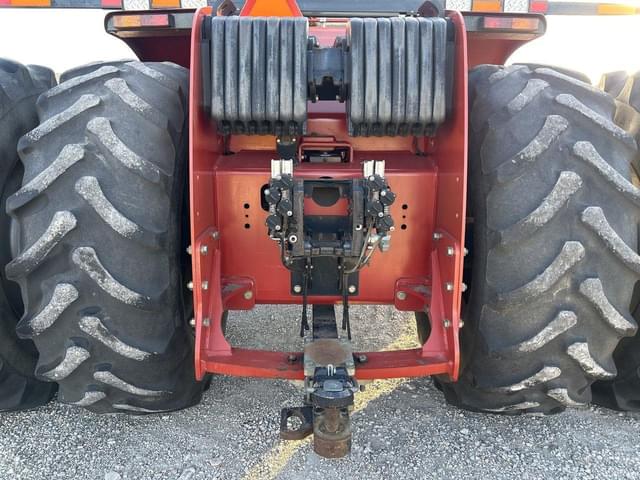 Image of Case IH Steiger 385 equipment image 4