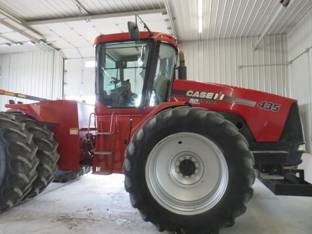 Image of Case IH Steiger 435 equipment image 2