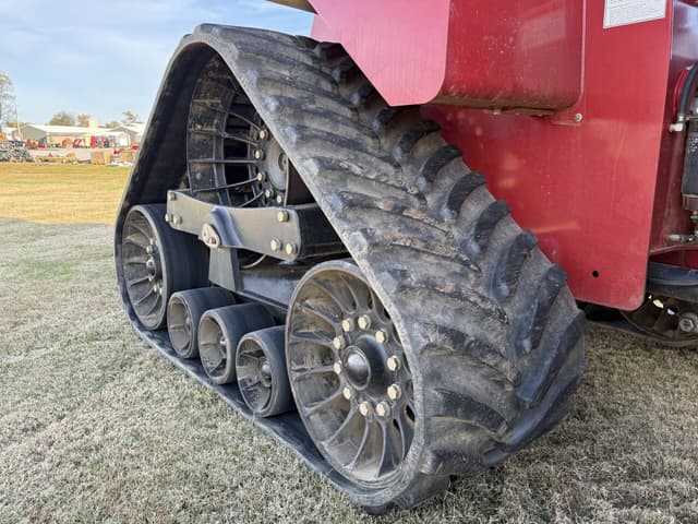 Image of Case IH Steiger 600 Quadtrac equipment image 2