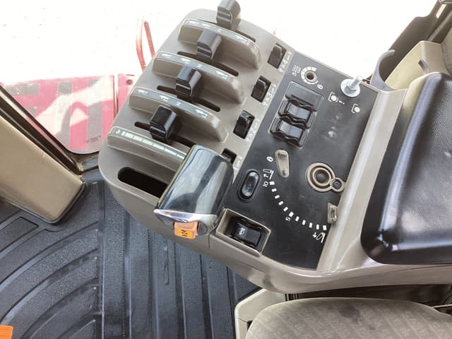 Image of Case IH STX450QT equipment image 4