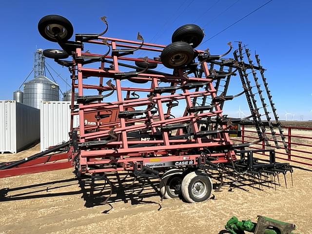 Image of Case IH Tigermate II equipment image 4