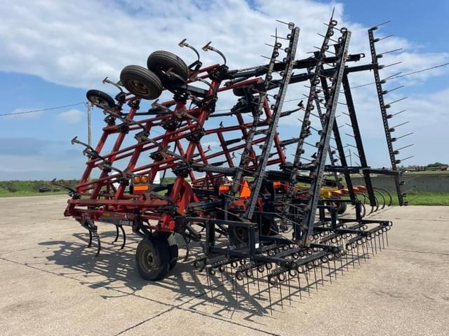 Image of Case IH Tigermate II equipment image 2