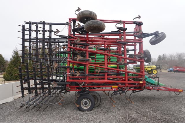 Image of Case IH Tigermate 200 equipment image 3