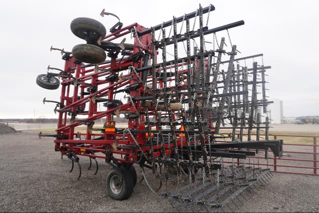 Image of Case IH Tigermate 200 equipment image 2