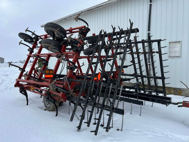 Image of Case IH Tigermate 200 equipment image 2