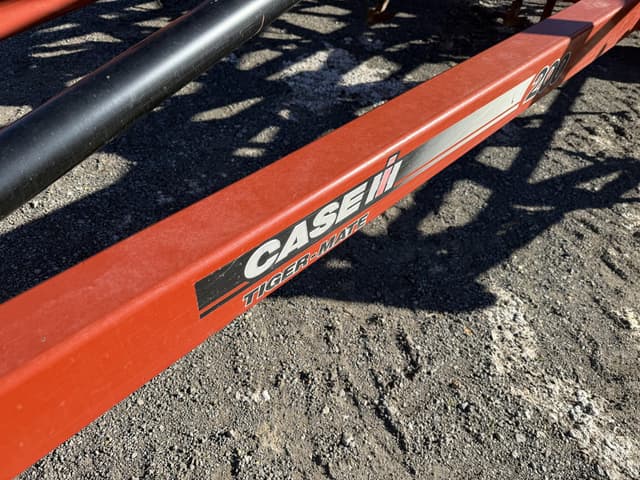 Image of Case IH Tigermate 200 equipment image 3