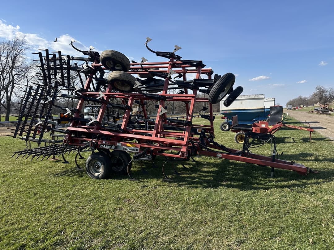 Image of Case IH Tigermate II Image 1