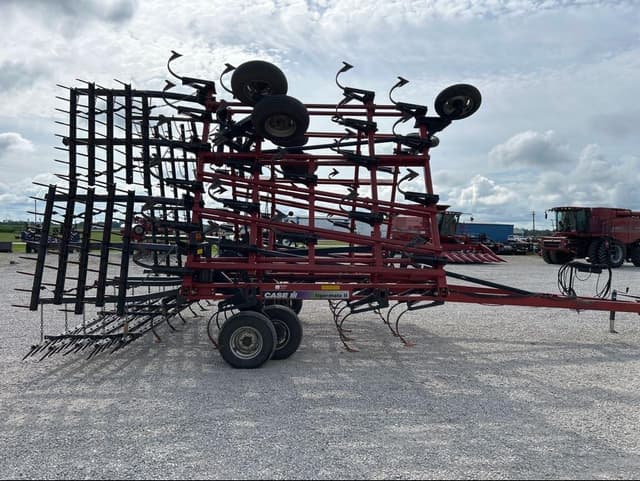 Image of Case IH Tigermate II equipment image 4