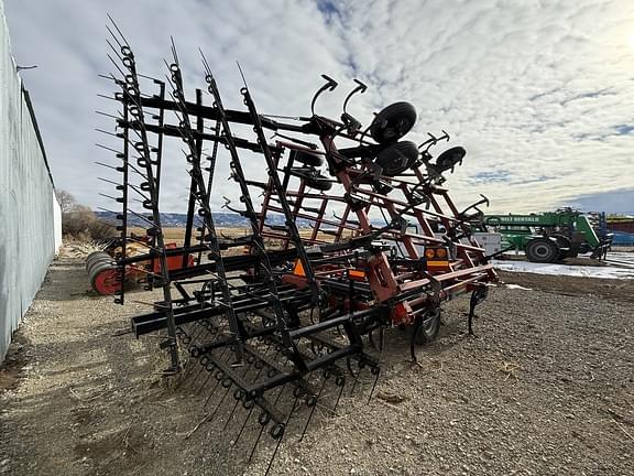 Image of Case IH Tigermate II equipment image 2