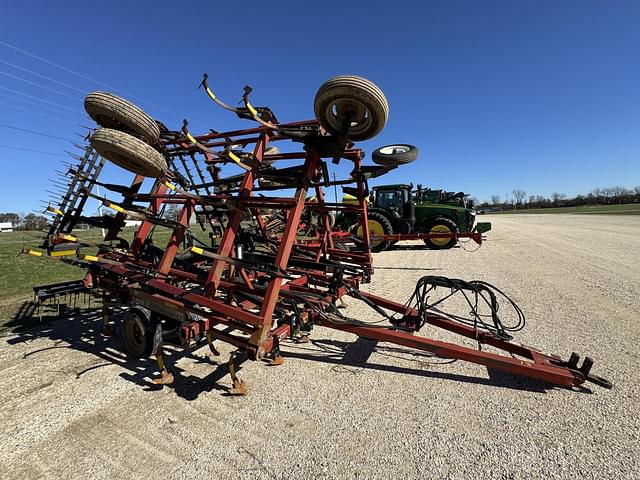 Image of Case IH Tigermate II equipment image 4