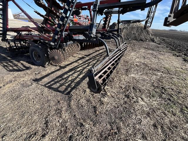 Image of Case IH 330 equipment image 3