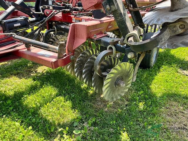 Image of Case IH 330 Turbo Till equipment image 2