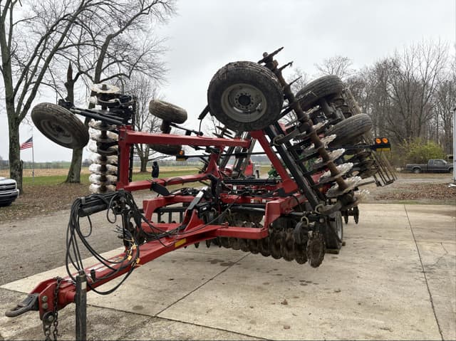 Image of Case IH 330 Turbo Till equipment image 3