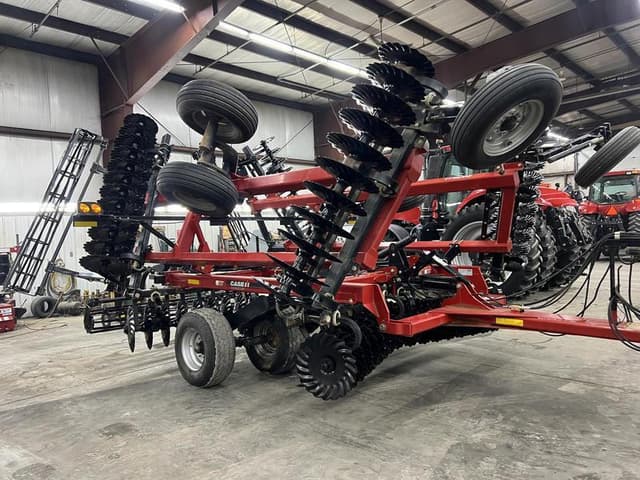 Image of Case IH 330 Turbo Till equipment image 2
