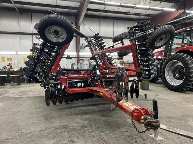 Image of Case IH 330 Turbo Till equipment image 1