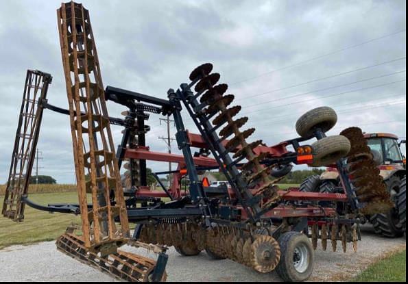 Image of Case IH 330 Turbo Till equipment image 3