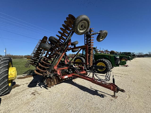 Image of Case IH 330 Turbo Till equipment image 4