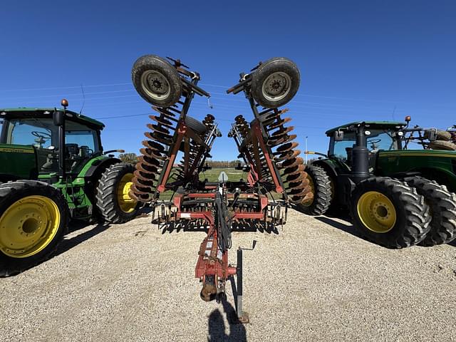 Image of Case IH 330 Turbo Till equipment image 3