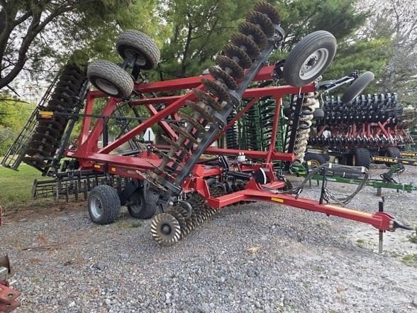 2015 Case IH 335VT Equipment Image0