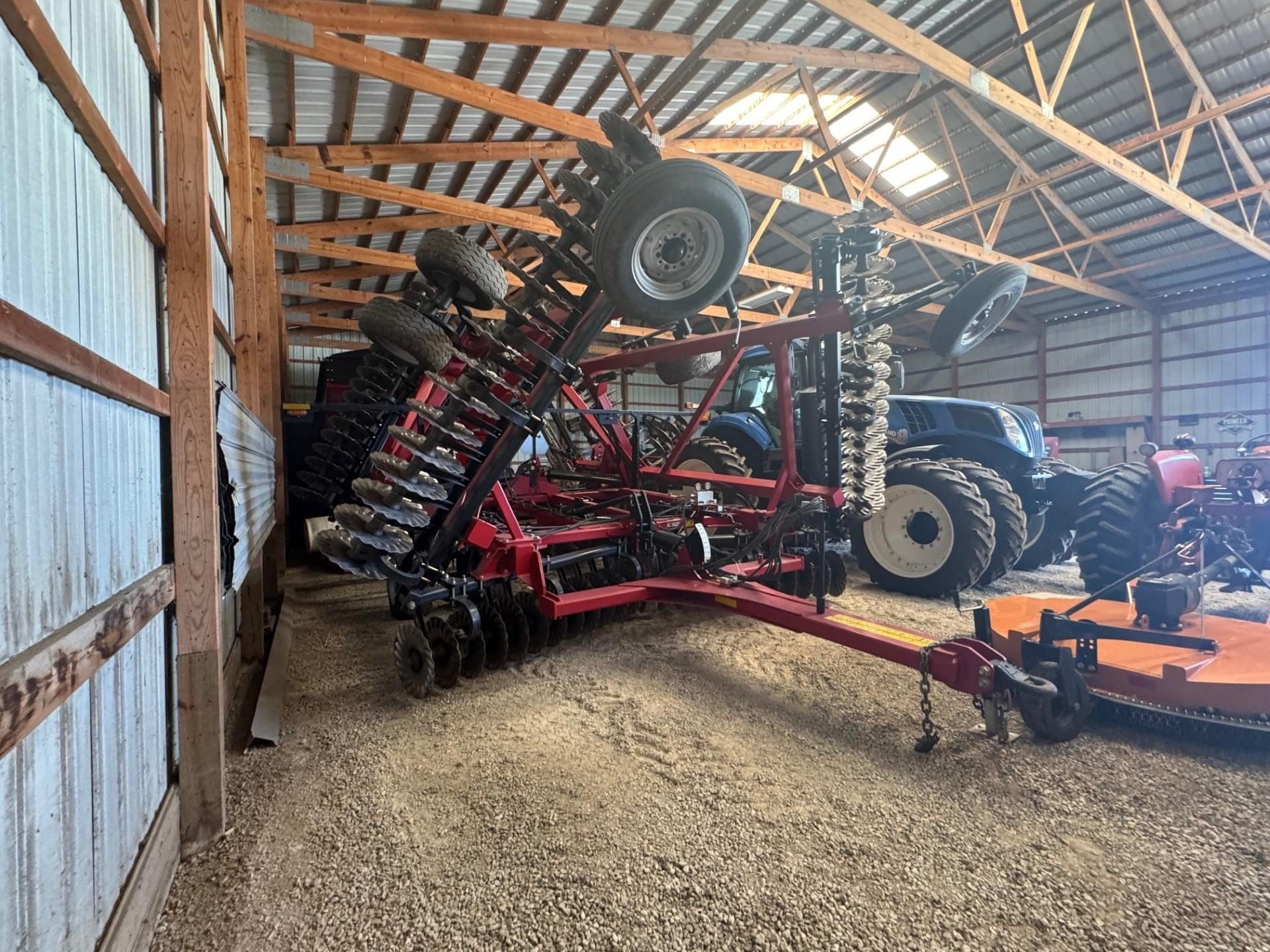 2015 Case IH 335VT Equipment Image0