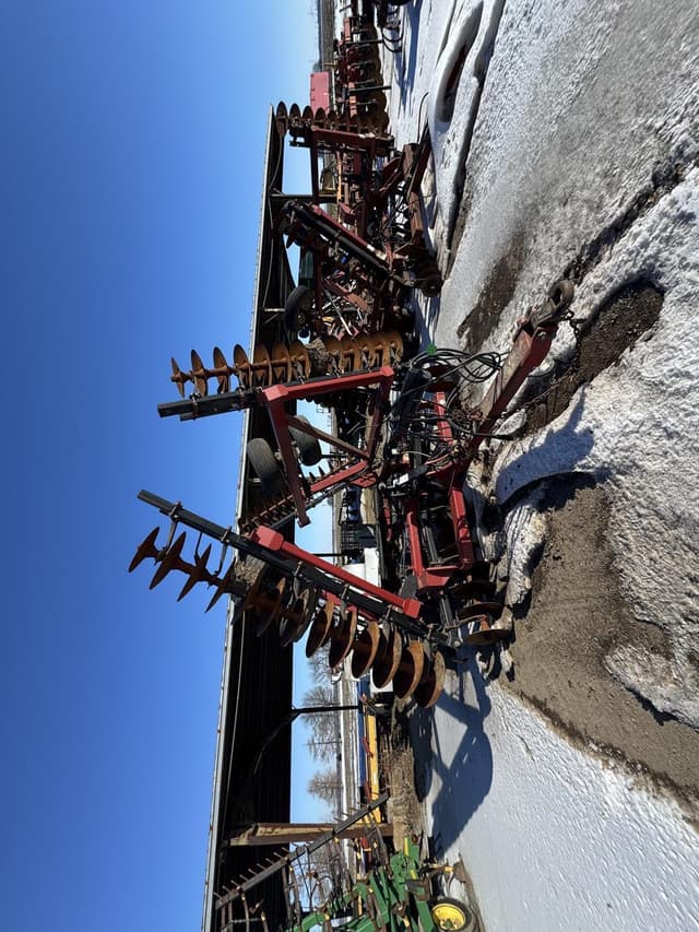 Image of Case IH 340 equipment image 2