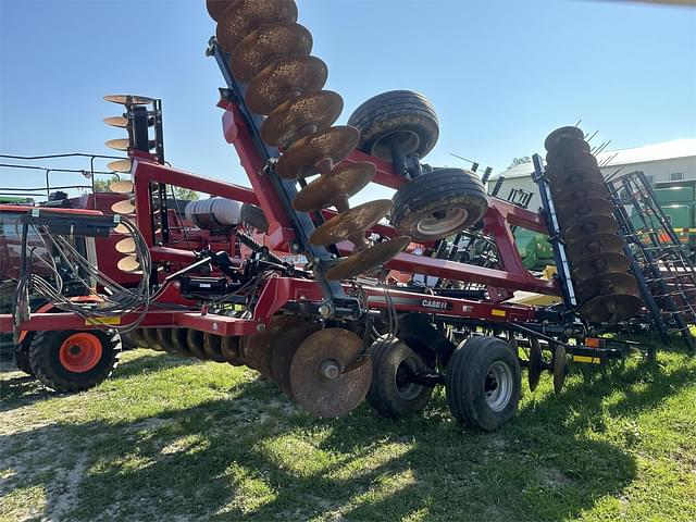 Image of Case IH 340 equipment image 2