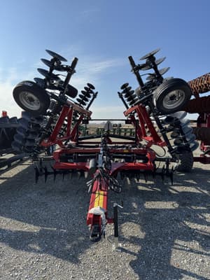 Case IH 345 Image