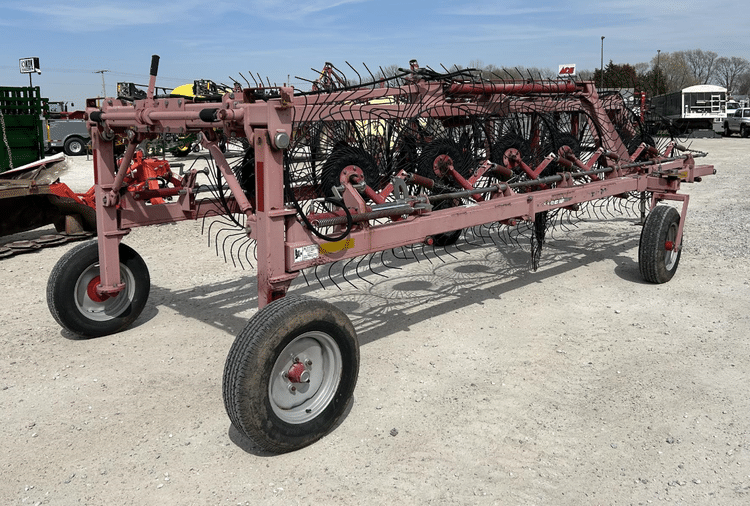 Case IH WRX301 Hay and Forage Hay Rakes/Tedders for Sale Tractor Zoom