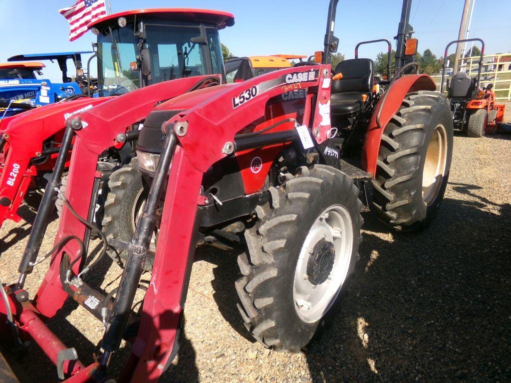 Main image Case IH Farmall 55