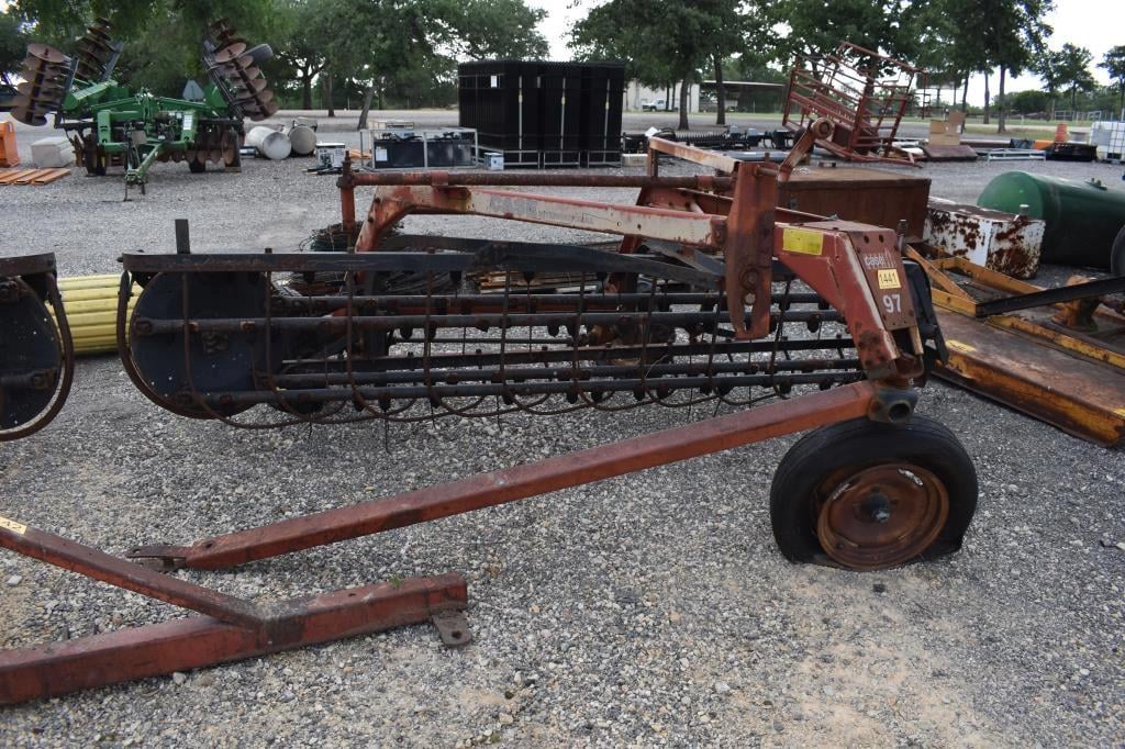 SOLD - Case IH 97 Lot No. 1441 Hay and Forage | Tractor Zoom