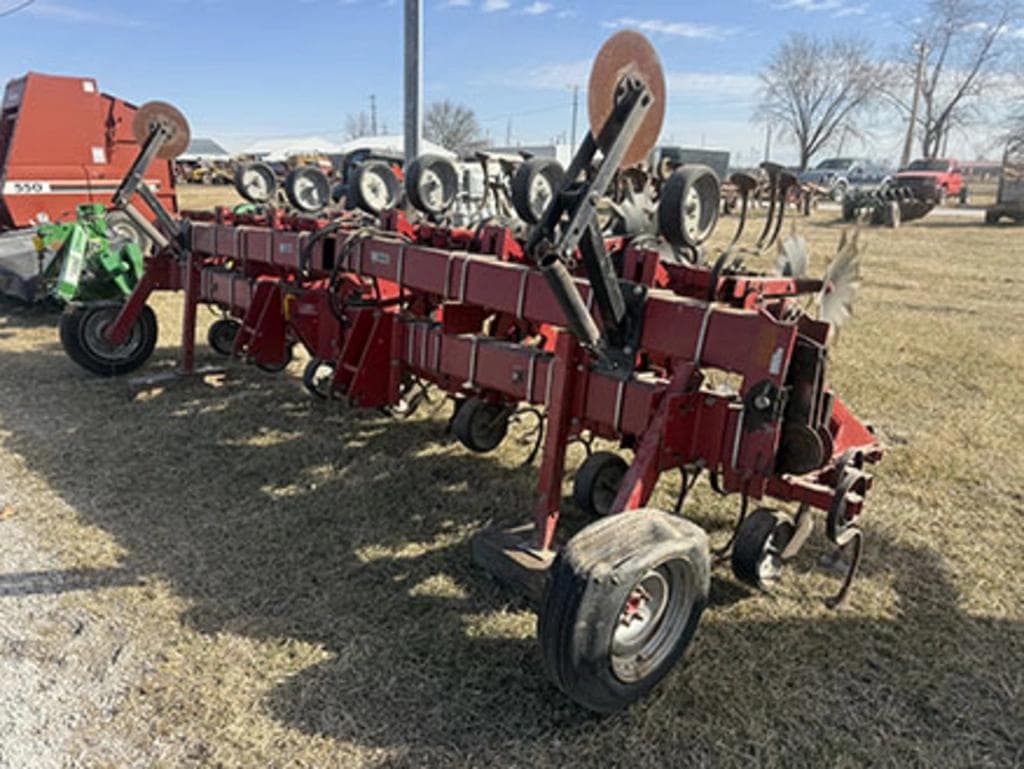Image of Case IH 183 Primary image