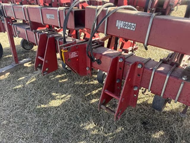 Image of Case IH 183 equipment image 4