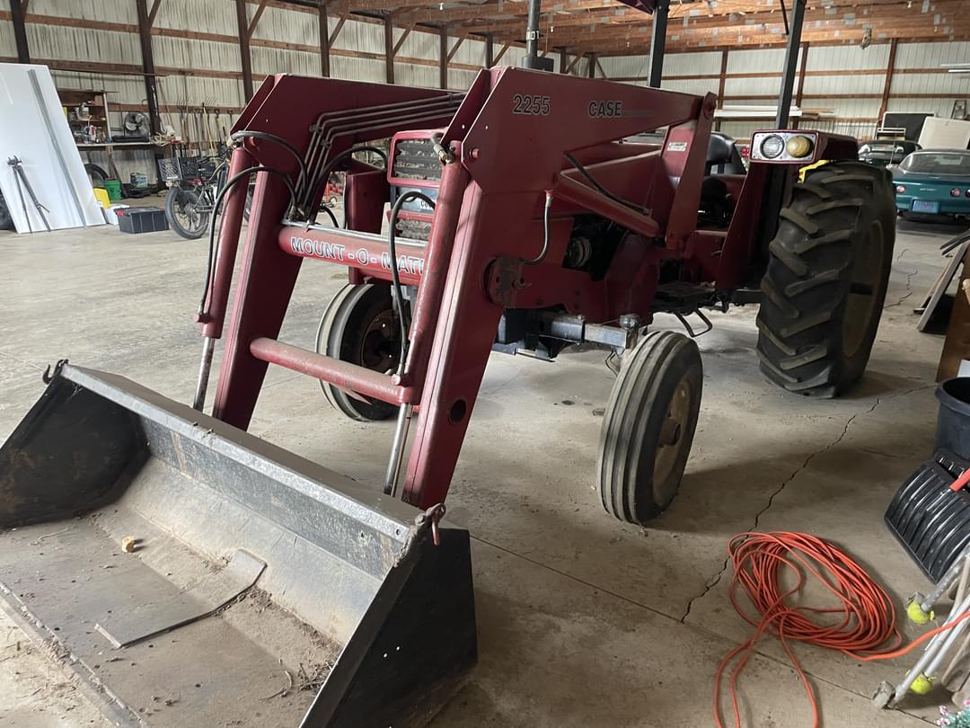 Image of Case IH 585 Primary image