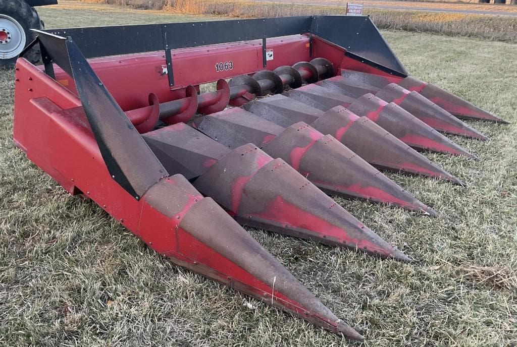 Image of Case IH 1063 Primary image