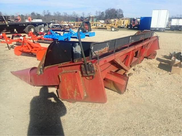 Image of Case IH 1064 equipment image 4