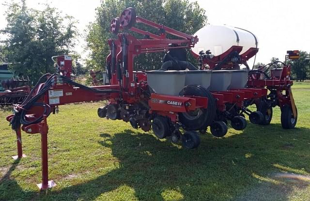 Image of Case IH 1250 equipment image 4