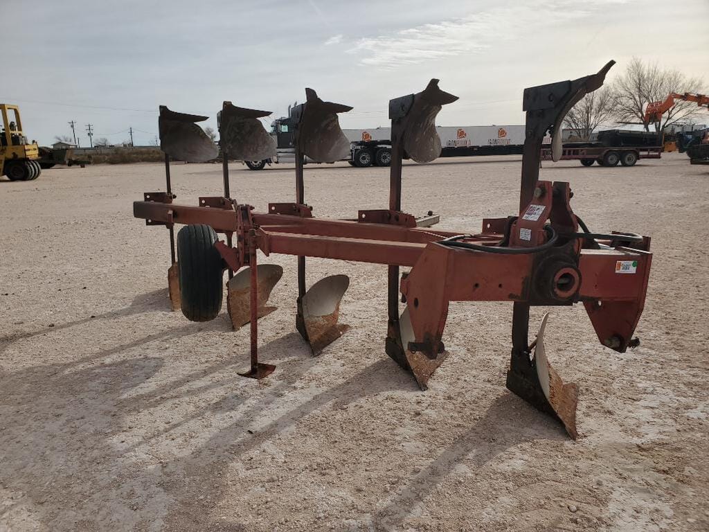 Main image Case IH 145