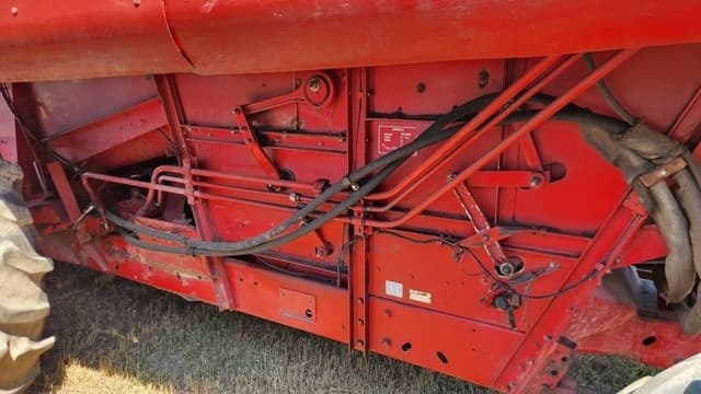 Image of Case IH 1640 equipment image 3