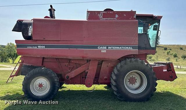 Image of Case IH 1644 equipment image 3