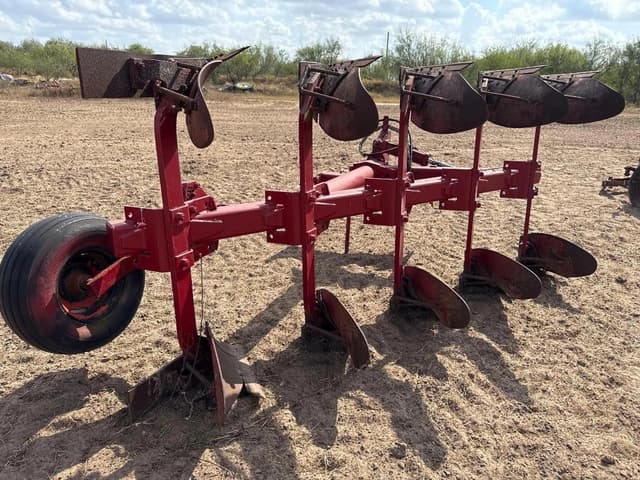 Image of Case IH 165 equipment image 2