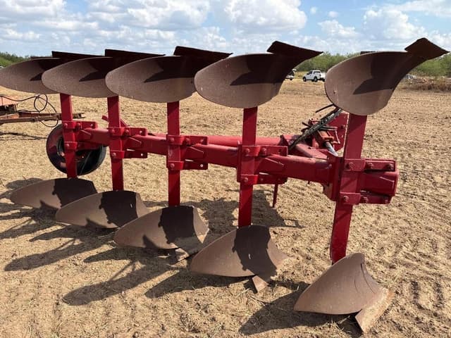 Image of Case IH 165 equipment image 1