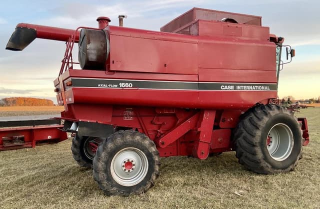 Image of Case IH 1660 equipment image 2
