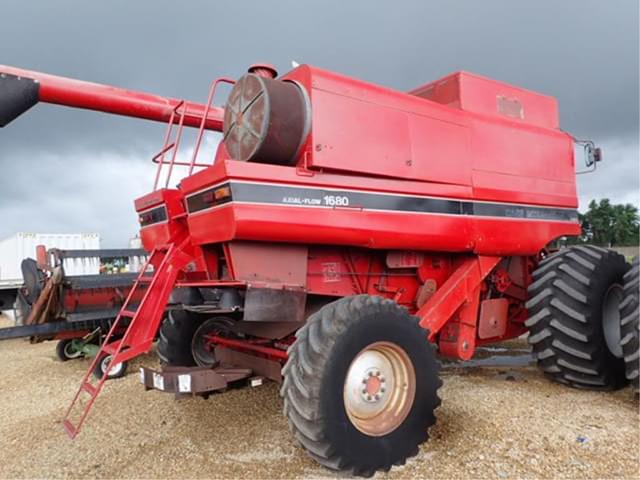 Image of Case IH 1680 equipment image 2