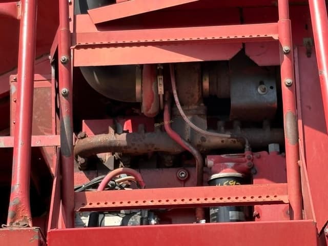 Image of Case IH 1688 equipment image 4