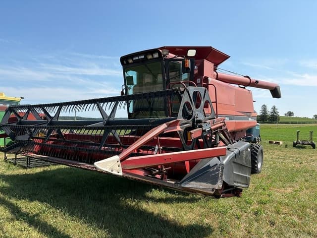 Image of Case IH 1688 equipment image 1