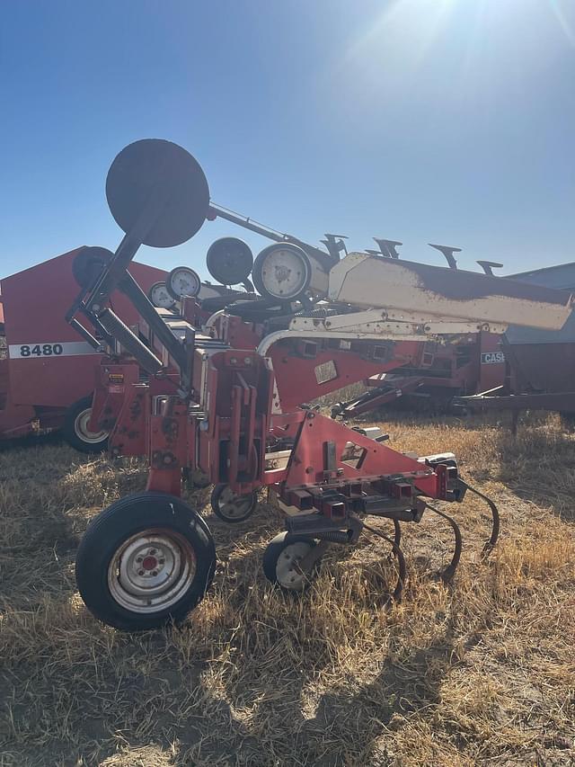 Image of Case IH 183 equipment image 2