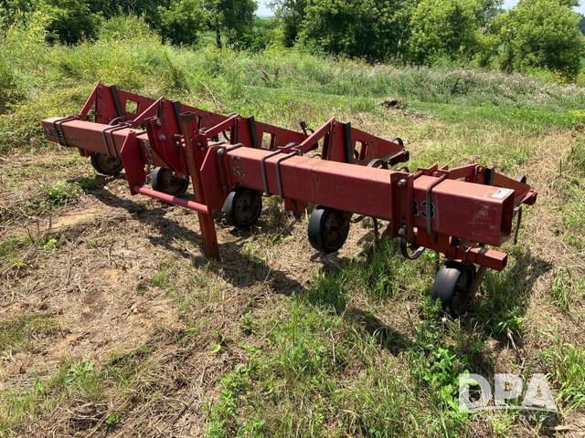 Image of Case IH 183 equipment image 2