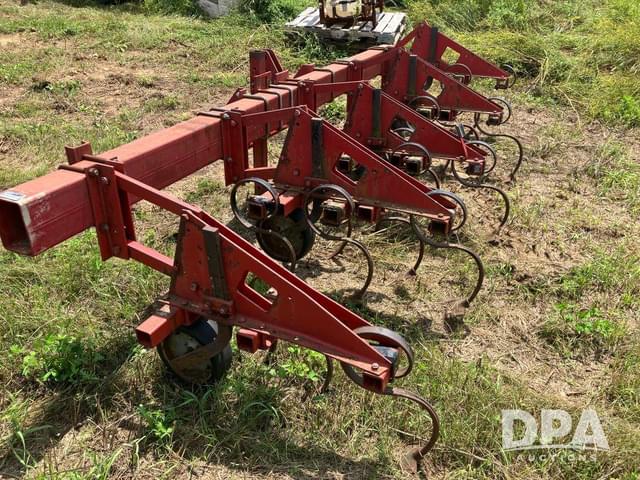 Image of Case IH 183 equipment image 3