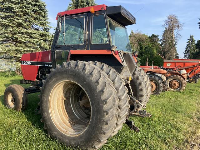 Image of Case IH 2096 equipment image 2