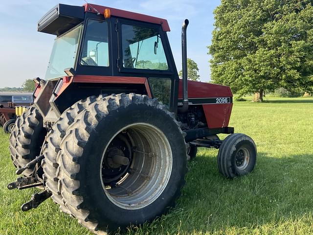 Image of Case IH 2096 equipment image 3